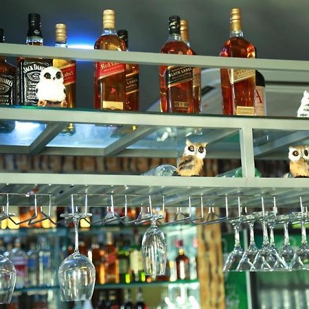 Uptown Hotel Rangun Kültér fotó