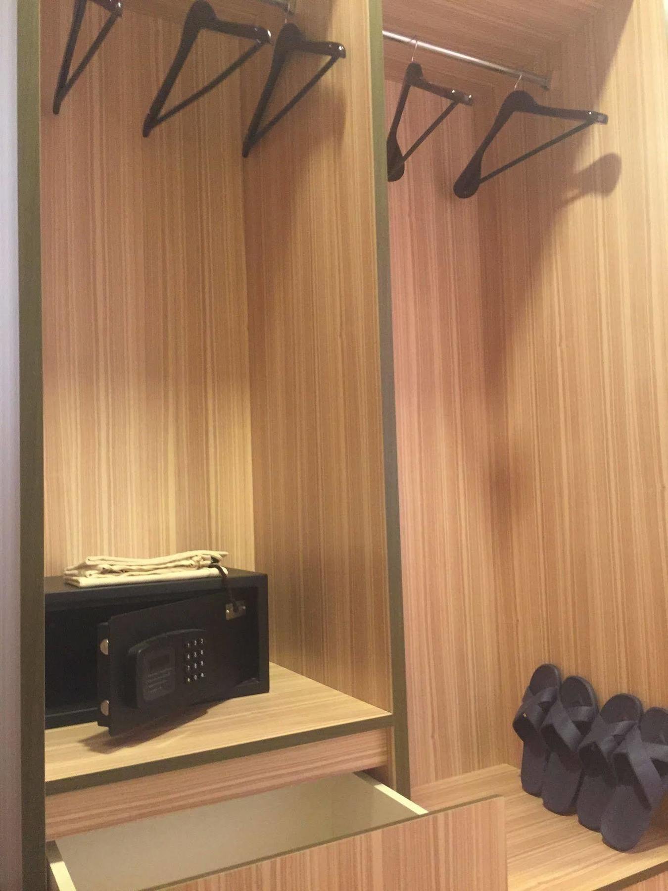 Uptown Hotel Rangun Kültér fotó